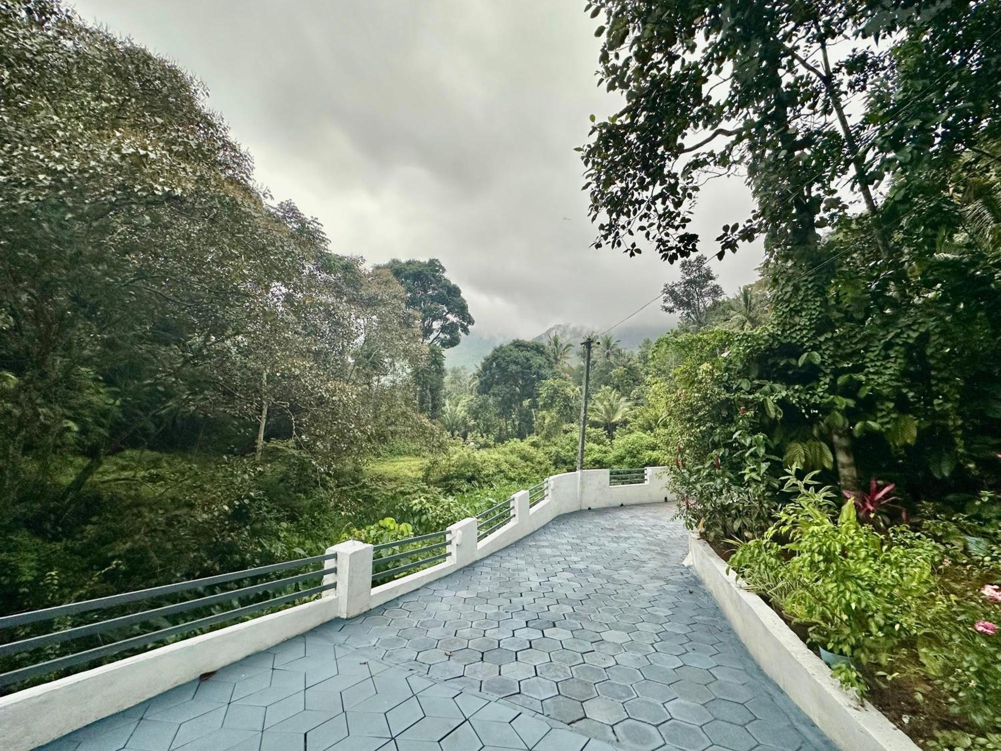 Morning Hills Villa มุนนาร์ ภายนอก รูปภาพ